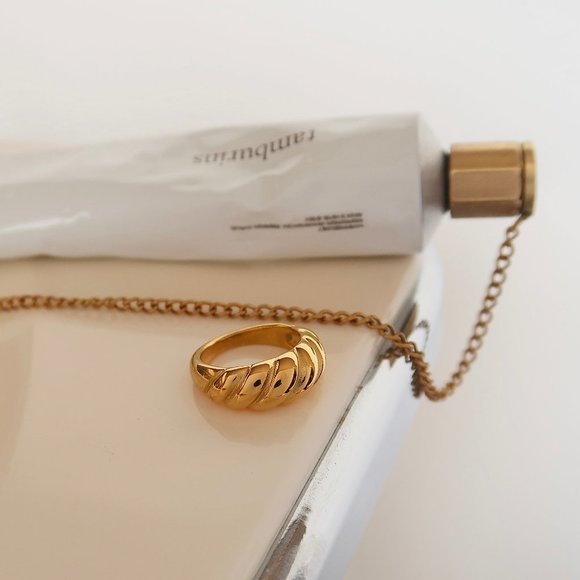 NEW 18K Gold Plated Braided Croissant Ring 0 - Picture 11 of 11